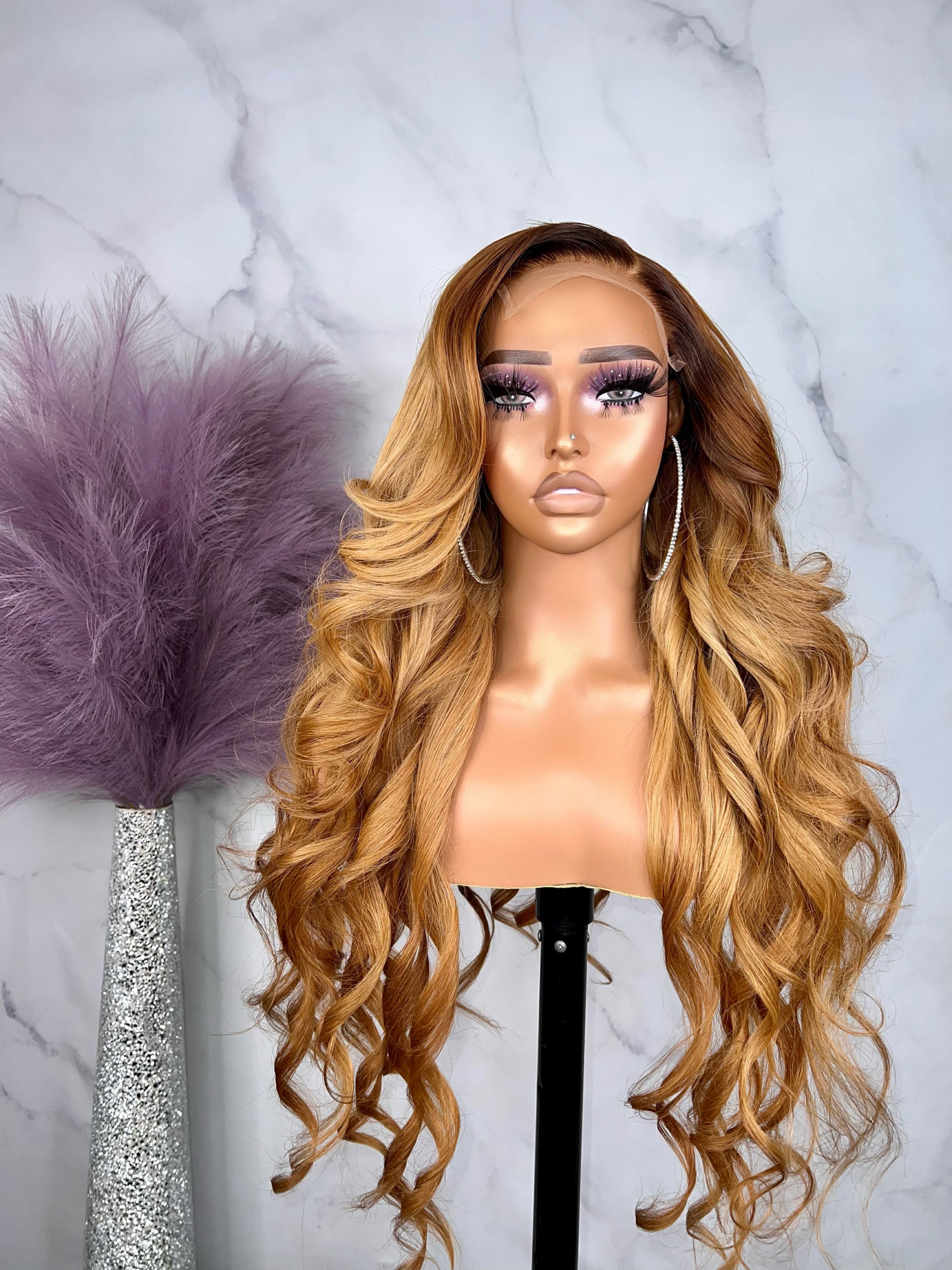 Yonc Honey Blonde Bodywave Wig